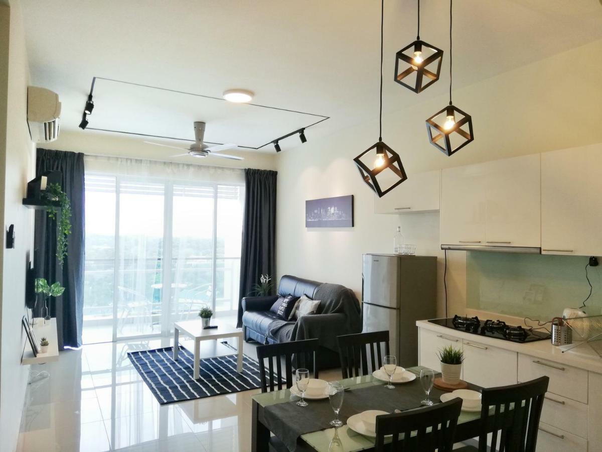 Ara Damansara Oasis Residence, Specious Home 4-8Pax, 8Min Subang Airport, 10Min Sunway Petaling Jaya Exterior foto