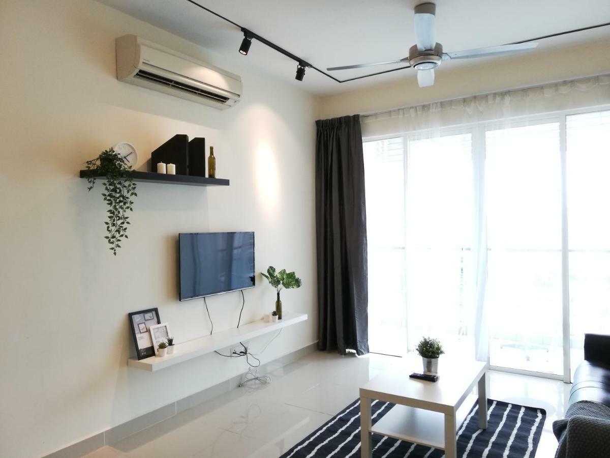 Ara Damansara Oasis Residence, Specious Home 4-8Pax, 8Min Subang Airport, 10Min Sunway Petaling Jaya Exterior foto